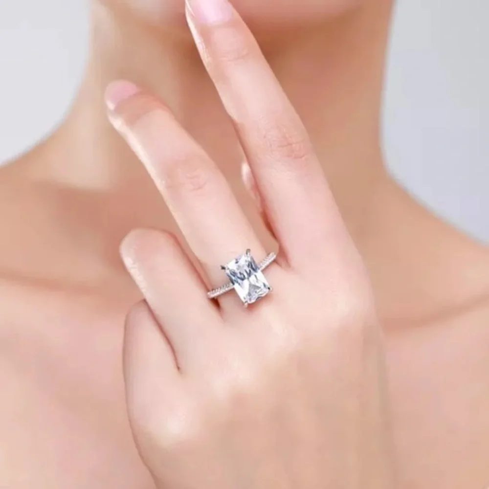 925 Sterling Silver Emerald Cut CZ Ring
